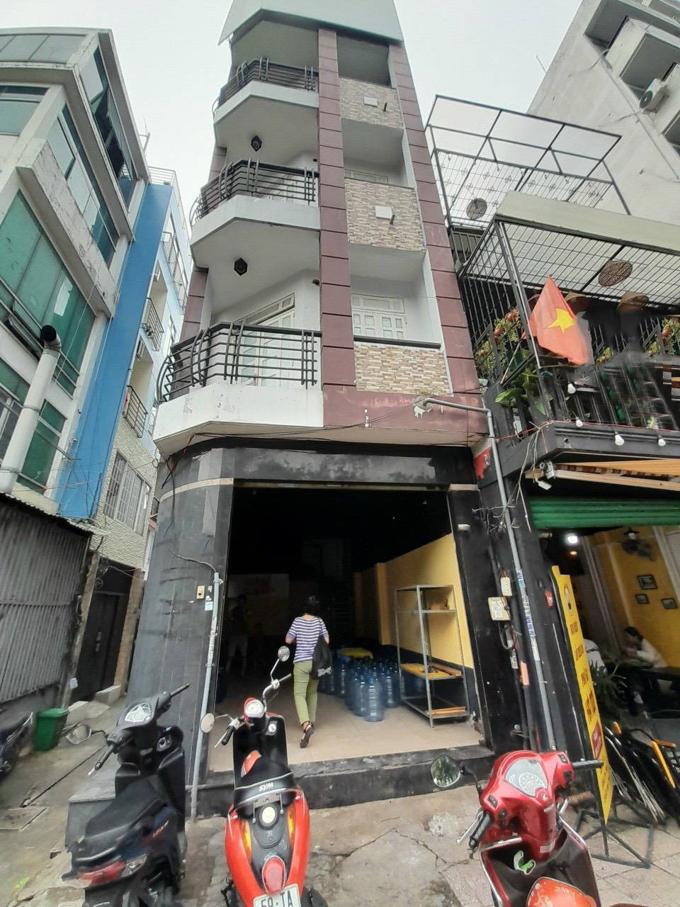 Cho thuê NNC, 2MT (đường - hẻm)  Hoàng Sa, Phường Tân Định, Quận 1
